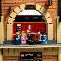 LEGO Harry Potter 76405 Zweinstein Express - Verzameleditie-Afbeelding 2