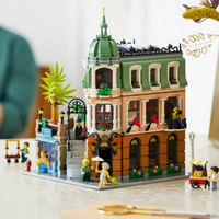 LEGO Creator Expert Boetiekhotel 10297-Afbeelding 2
