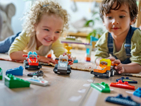LEGO DUPLO Voitures de course et pilotes d’une écurie de F1 10445-Image 1