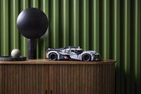 LEGO Technic 42156 PEUGEOT 9X8 24H Le Mans Hybrid Hypercar-Afbeelding 2