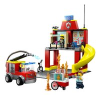 LEGO City 60375 De Brandweerkazerne en de Brandweerwagen-Vooraanzicht