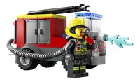 LEGO City 60375 La caserne et le camion des pompiers-Détail de l'article