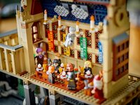 LEGO Harry Potter Le château de Poudlard : la grande salle 76435-Image 4
