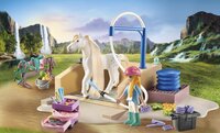 PLAYMOBIL Horses of Waterfall 71354 Isabella & Lioness avec aire de lavage pour chevaux-Image 4