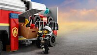LEGO City 60282 L'unité de commandement des pompiers-Image 6