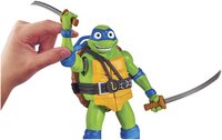 Actiefiguur Teenage Mutant Ninja Turtles Mutant Mayhem Deluxe Ninja Shouts - Leonardo-Artikeldetail