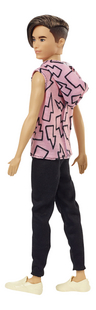Barbie mannequinpop Fashionistas Slim 193 - Ken Pink Hoodie and Rooted Hair-Achteraanzicht