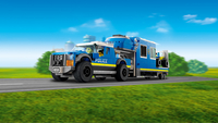 LEGO City 60315 Le camion de commandement mobile de la police-Image 2