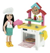 Barbie poupée mannequin Chelsea Can Be... Pizza chef-commercieel beeld