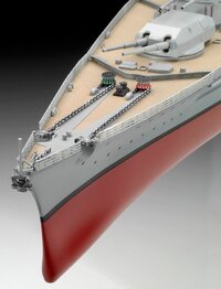 Revell Battleship Bismarck-Image 6