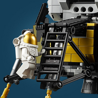 LEGO Creator Expert 10266 NASA Apollo 11 Maanlander-Bovenaanzicht