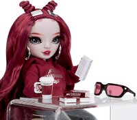 Shadow High poupée Scarlet Rose-Détail de l'article