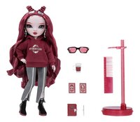 Shadow High poupée Scarlet Rose-commercieel beeld