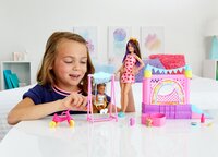 Barbie speelset Skipper Babysitters Inc. Springkasteel met 2 poppen-Afbeelding 1