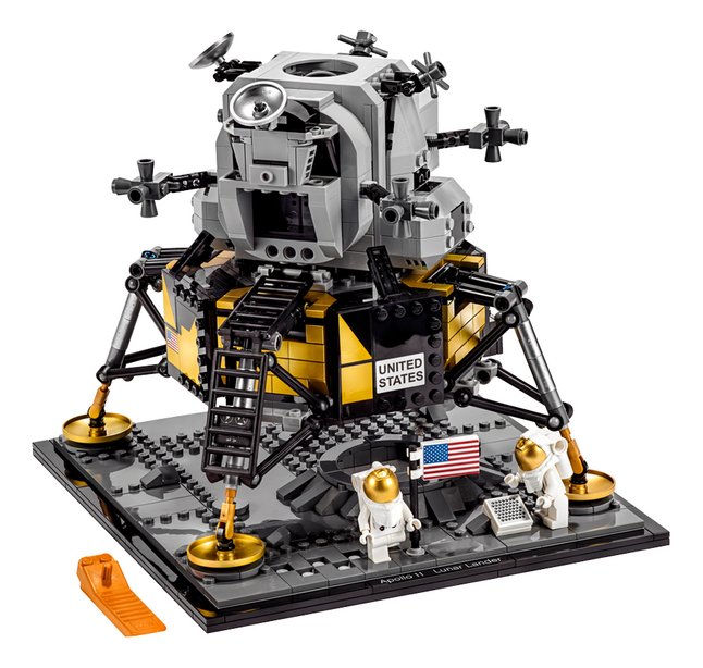 Lego saturn v dreamland clearance